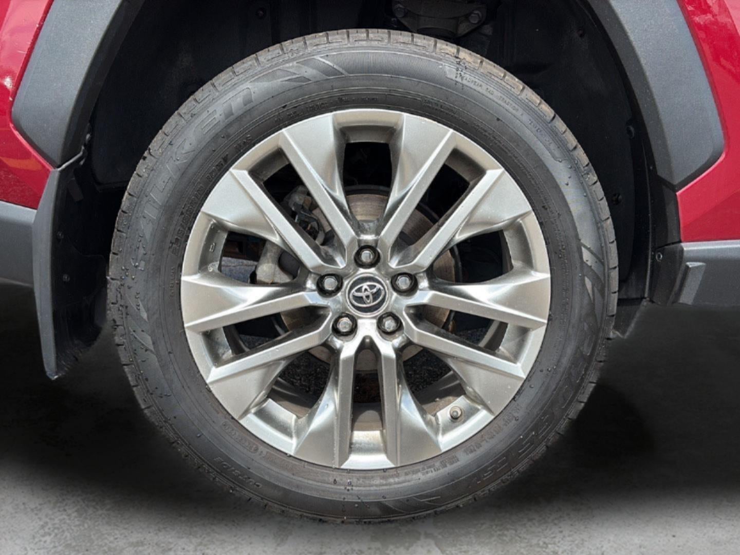 2019 Toyota Rav4 XLE Premium