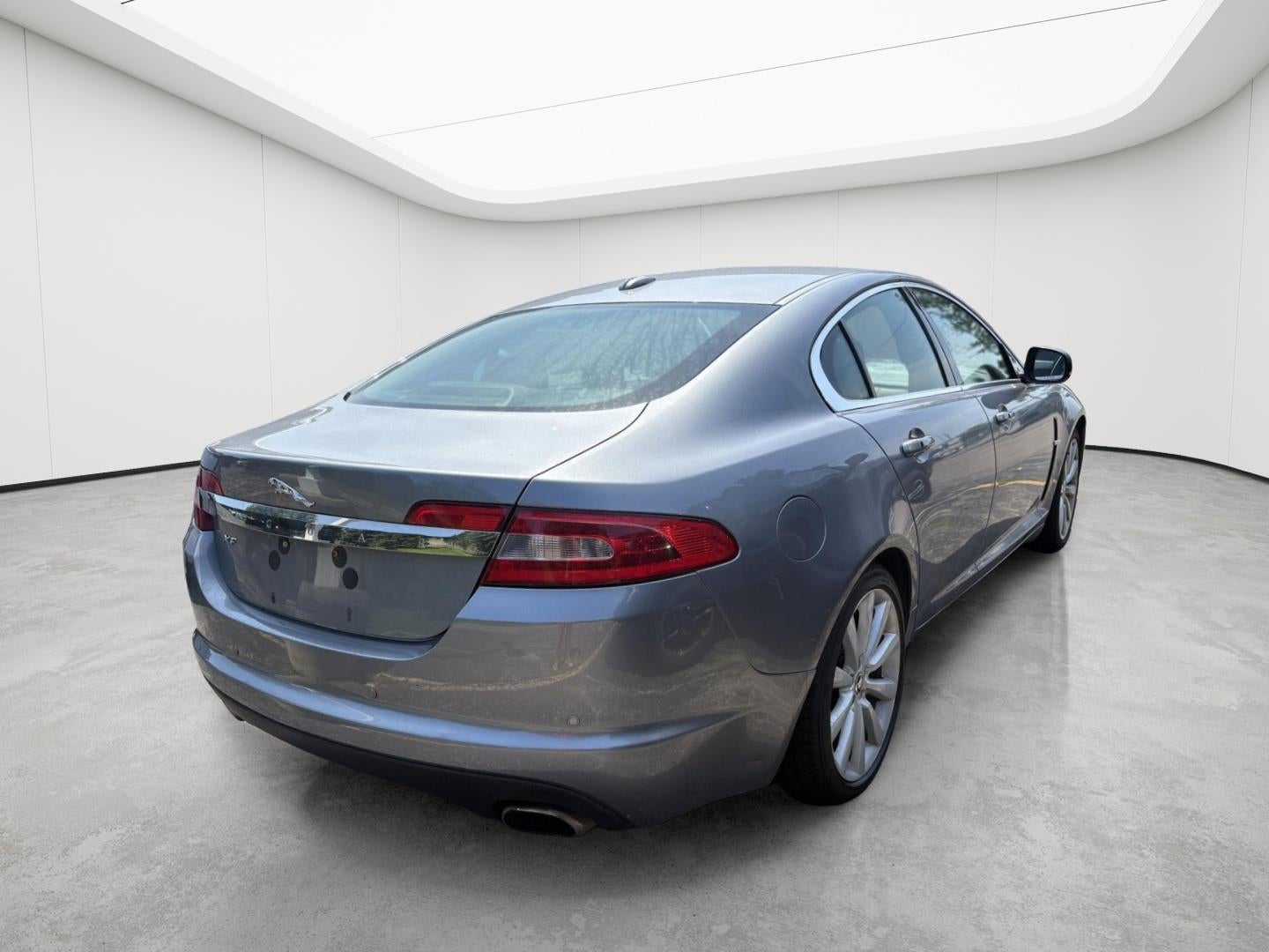 2010 Jaguar XF Premium Luxury
