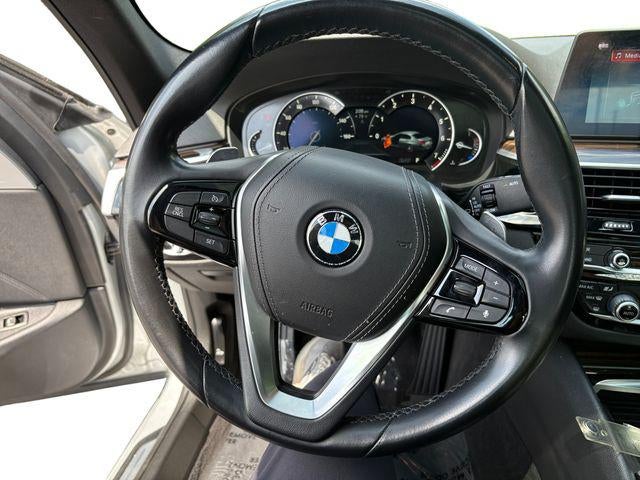 2019 BMW 5 Series 530i
